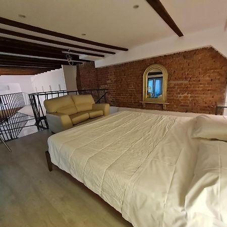 Appartement Isola - Ugo Bassi Charme Loft à Milan Extérieur photo